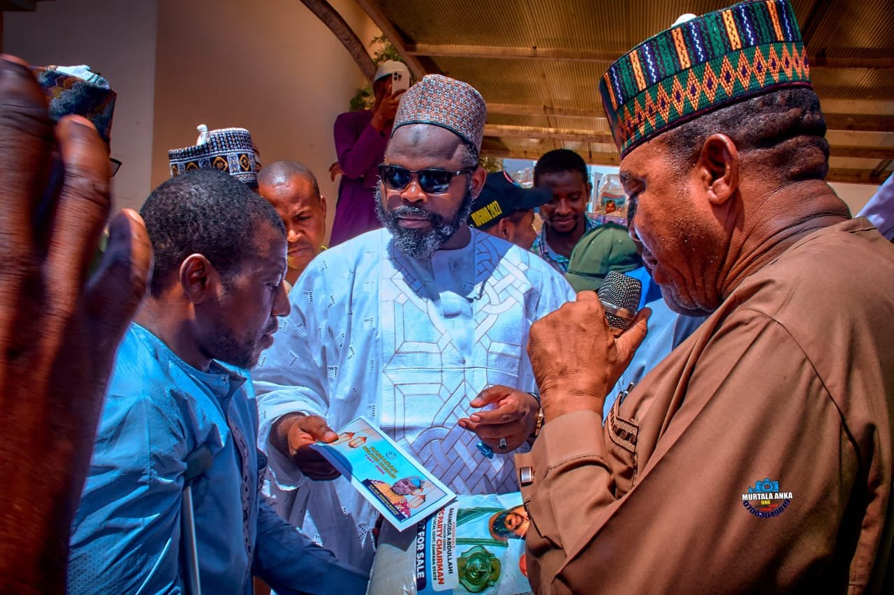 Ramadan: Gusau LG APC Party Chair, Engr Babangida Support 2000 People With Food Items